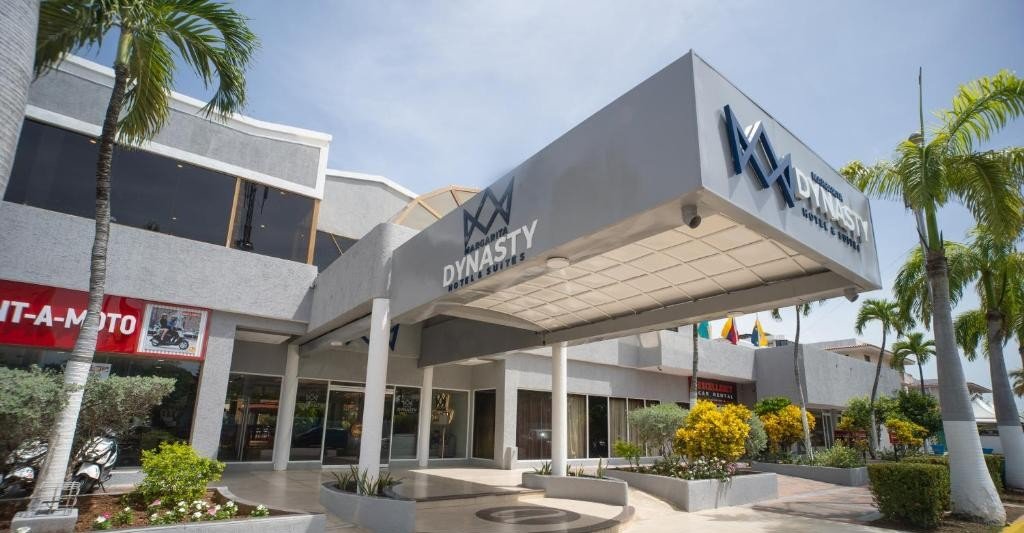 Margarita Dynasty Hotel & Suites
