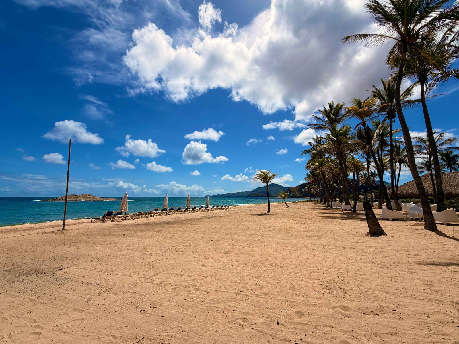 Costa Caribe Beach Hotel & Resort 3